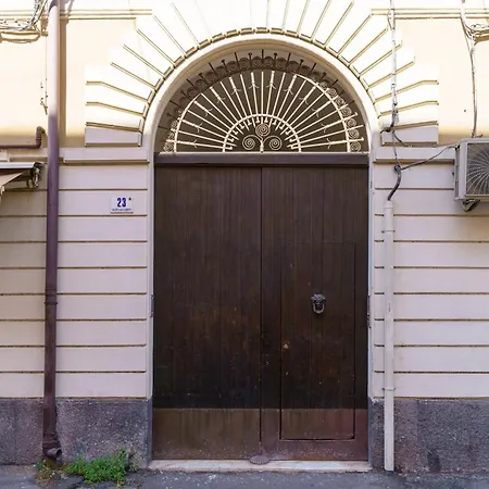 شقة Terrazza Cirnauti Il Pieno Di Luce In Centro Citta *