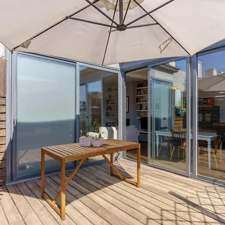 Terrazza Cirnauti Il Pieno Di Luce In Centro Citta شقة