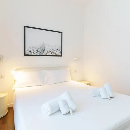 Terrazza Cirnauti Il Pieno Di Luce In Centro Citta *